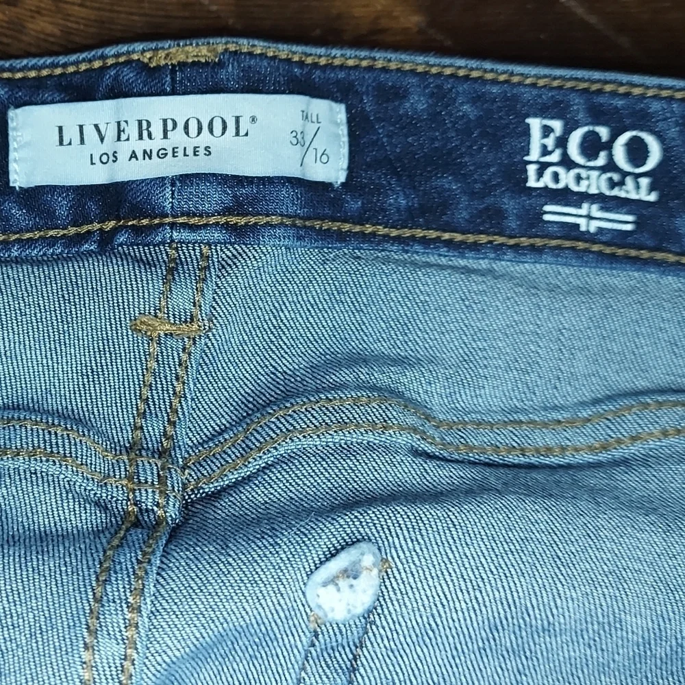 Like New Liverpool Girlfriend ECO Logical Denim Jeans